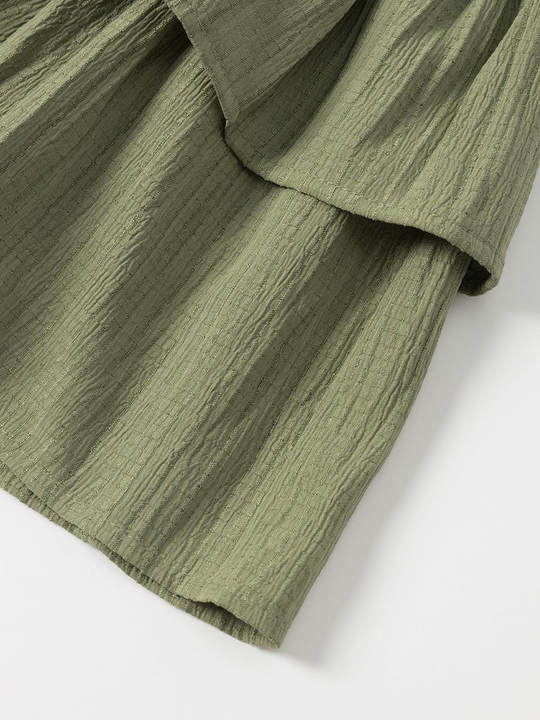 She sways in this Green 1960s Solid Elastic Waist Cake Skirt and it's pure 1960s magic