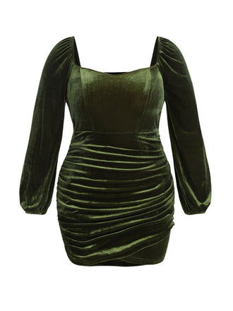 She slips into this Green 1960s Solid Sweetheart Wrap Dress and suddenly it's a 1960s daydream
