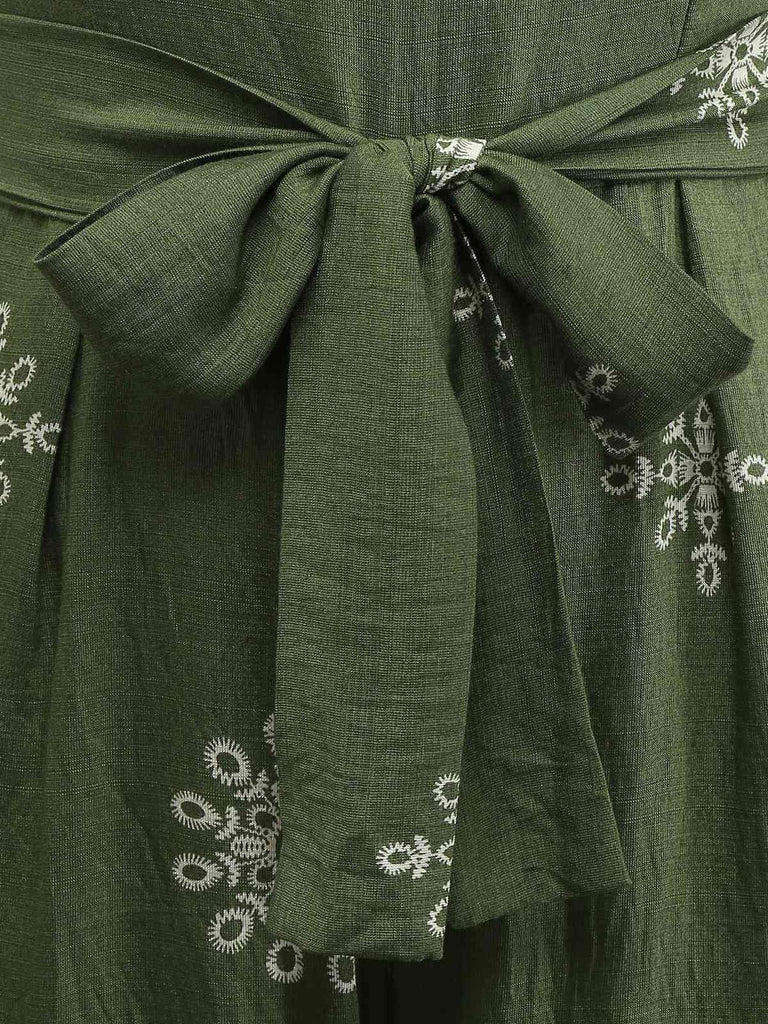 Green 1970s Wide-Legs Bohemian Bandeau Jumpsuit — 1970s vintage charm for her modern wardrobe