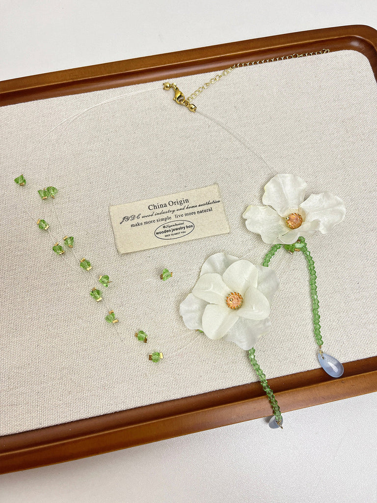 Green Vintage Pendant Necklace