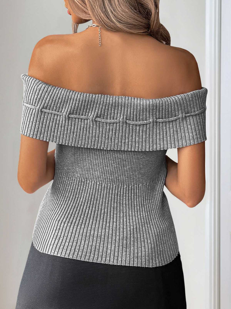 This Grey 1950s Off-Shoulder Knitted Top brings 1950s soul to her everyday