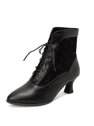 She finds her 1950s story in this Lace Pointed Leather Heel Vintage Boots