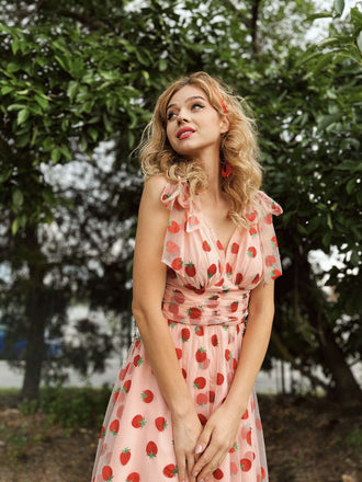 Pink 1950s Strawberry Mesh Swing Dress: timeless style reimagined
