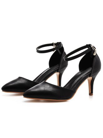 She finds her vintage story in this Pointed Toe Leather Stiletto Heels Shoes
