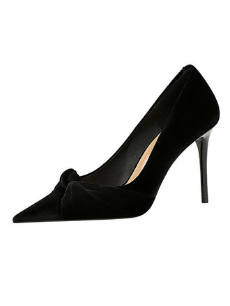 She finds her vintage story in this Pointed Toe Velvet Stiletto Heels Shoes