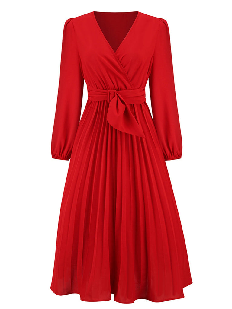 She slips into this Red 1940s V-Neck Solid Pleated Dress and suddenly it's a 1940s daydream