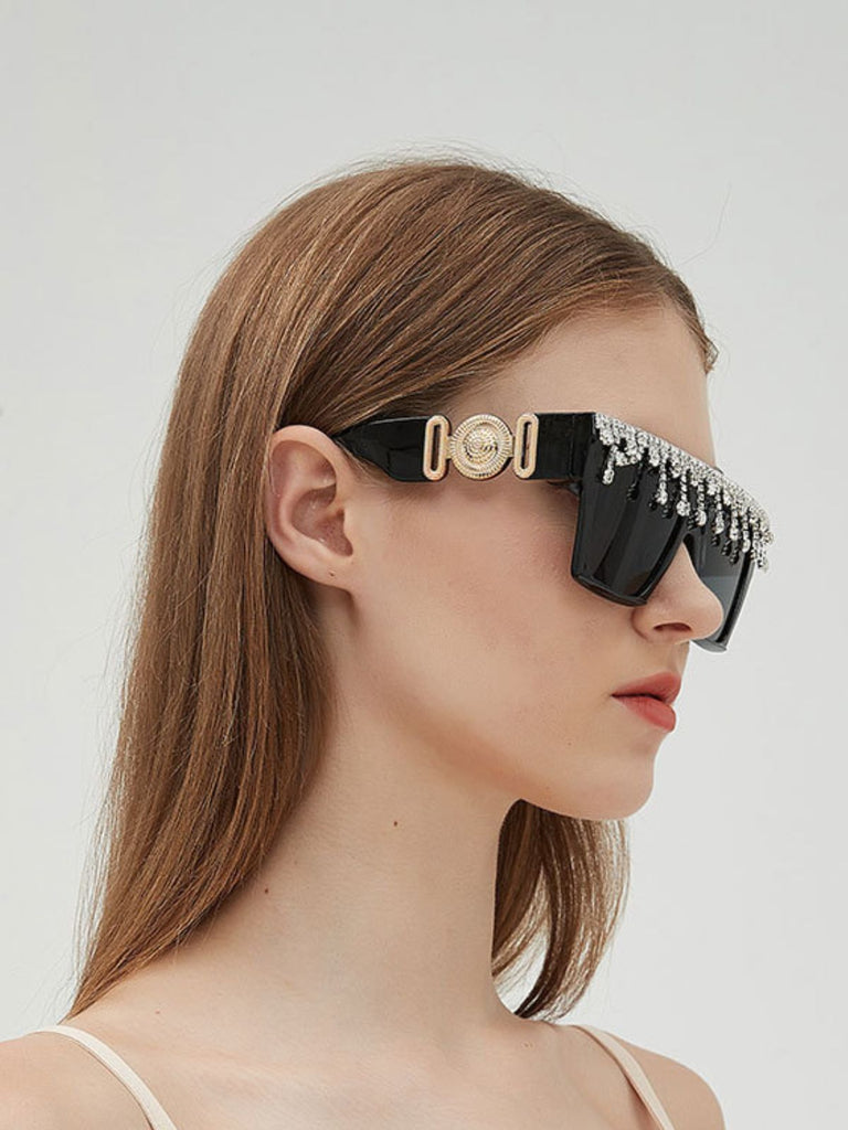 This Retro Black Large Frame Diamond Sunglasses whispers 1950s secrets to those who notice