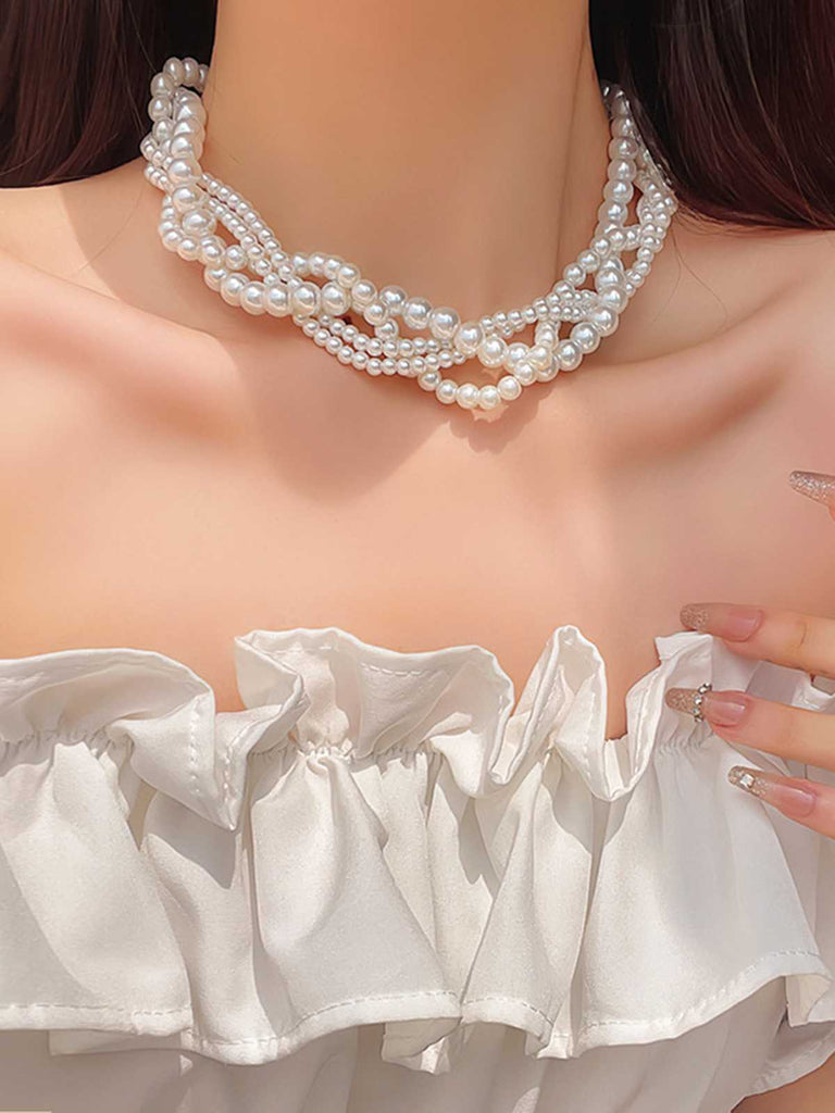 Retro Multi-Layered Pearl Pendant Necklace — 1950s elegance in the palm of her hand