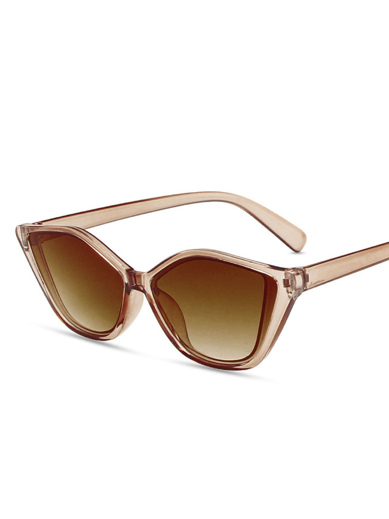 Retro Oversized Beach Sunglasses — vintage elegance for the modern woman