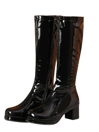 She finds her 1950s story in this Retro Shiny Patent Leather Thigh-High Boots
