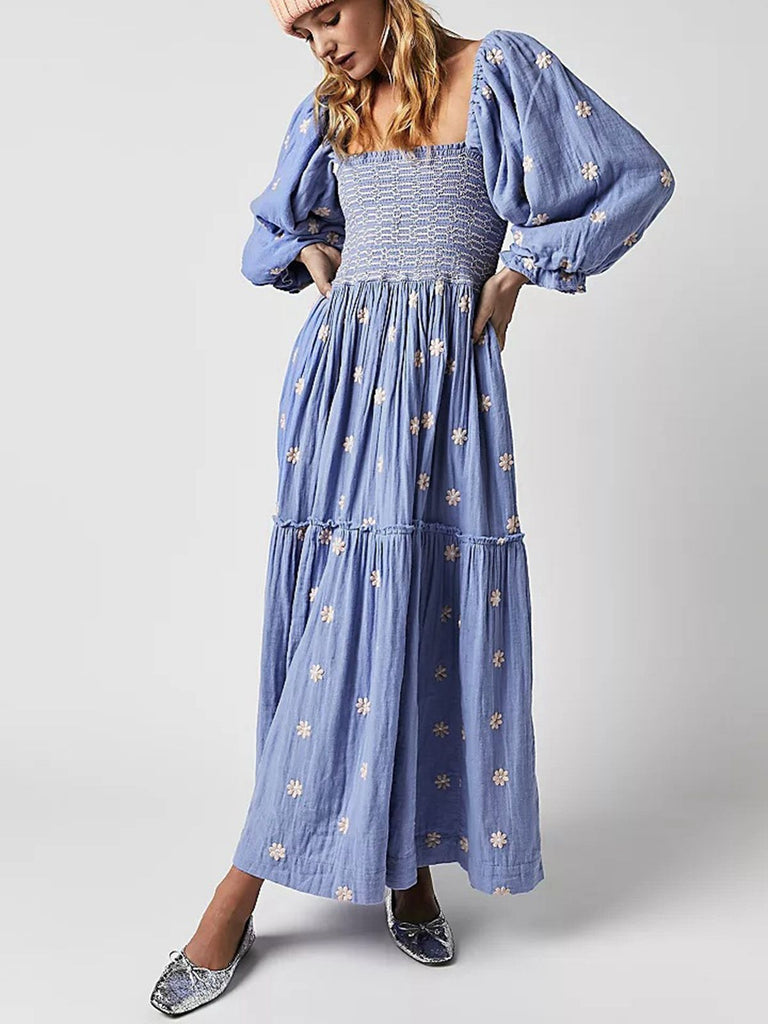 1940s Embroidered Floral Lantern Sleeve Dress
