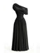 Elegant 1970s Vintage Classic Dress 1