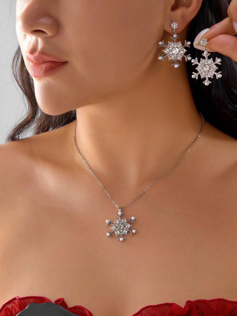 Vintage Snowflake Necklace & Earring Jewelry Set