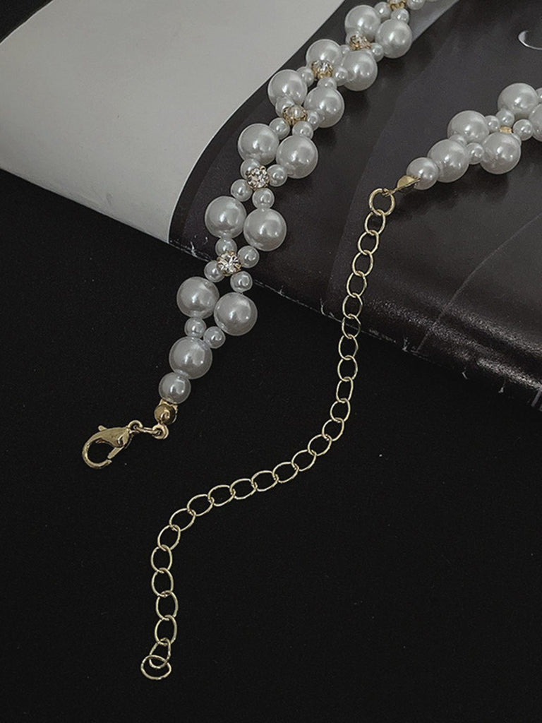 White Pearl & Green Artificial Gemstone Necklace