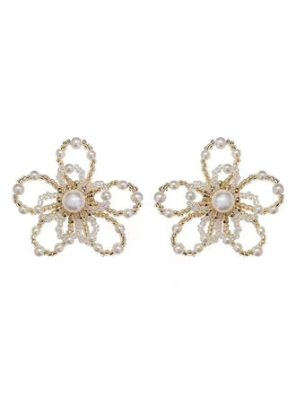 White Retro Beading Flower Hollow Stud Earrings