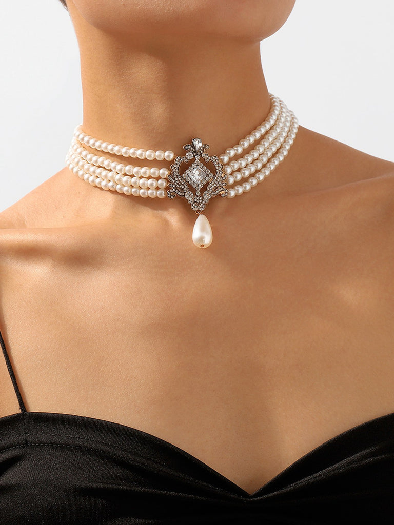 Vintage Palace Style Pearl Necklace