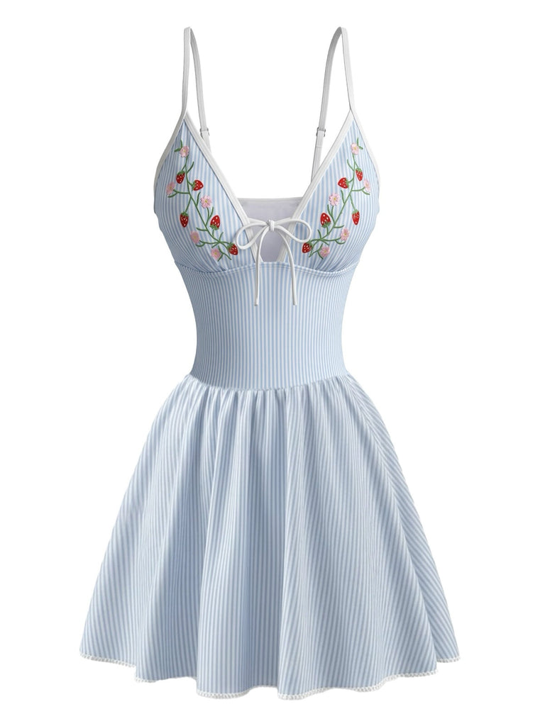 Blue 1980s Floral Embroidered Spaghetti Strap Tankini Set 2