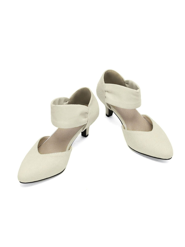 This Solid Pointed Toe Suede Kitten Heels whispers vintage secrets to those who notice
