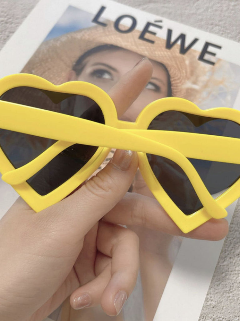 Vintage Curved Heart Frame Sunglasses - vintage fashion, retro style