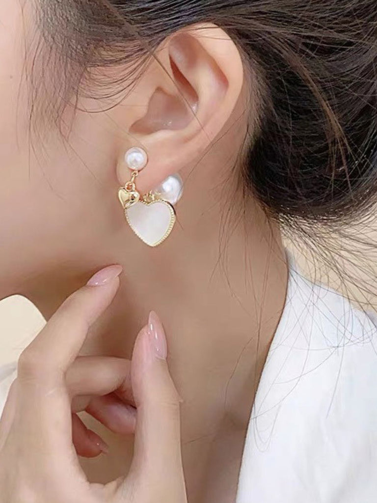 Vintage Gold Edged Pearl Heart Earrings: 1950s detail work for the woman who notices