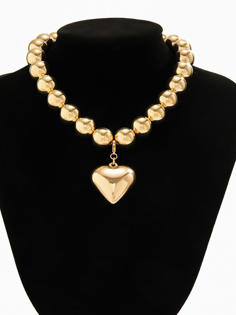 Vintage Heart Pendant Necklace: 1950s detail work for the woman who notices
