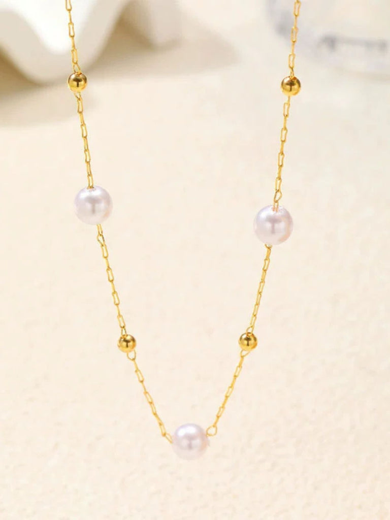 Elegant White Vintage Retro Accessory