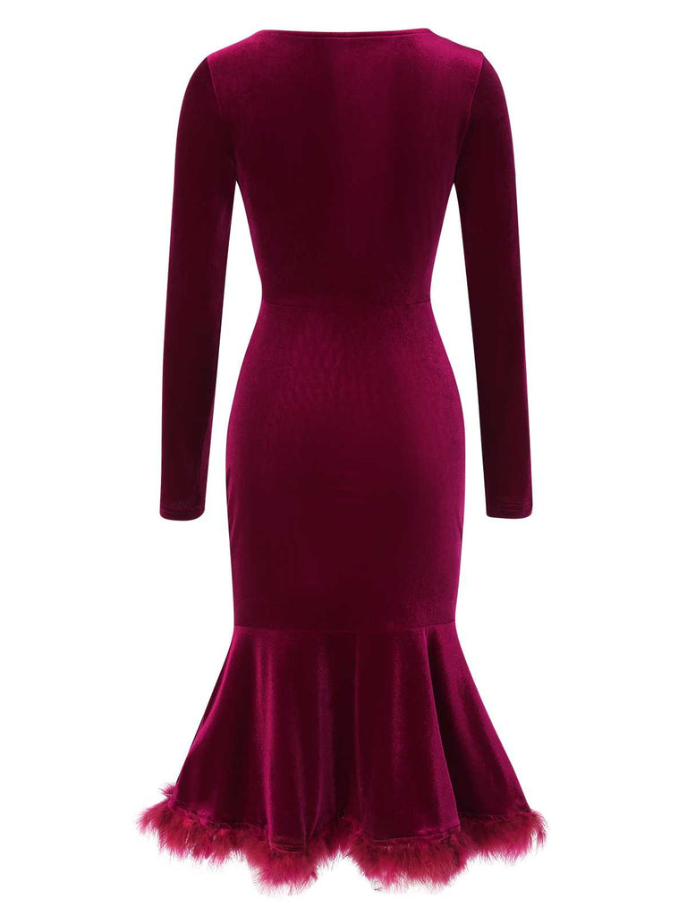 This Wine Red 1930s Squared Neck Velvet Mermaid Dress wraps her in 1930s elegance, one twirl at a time