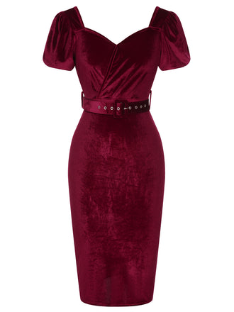She slips into this Wine Red 1960s Solid Belt Lantern Dress and suddenly it's a 1960s daydream
