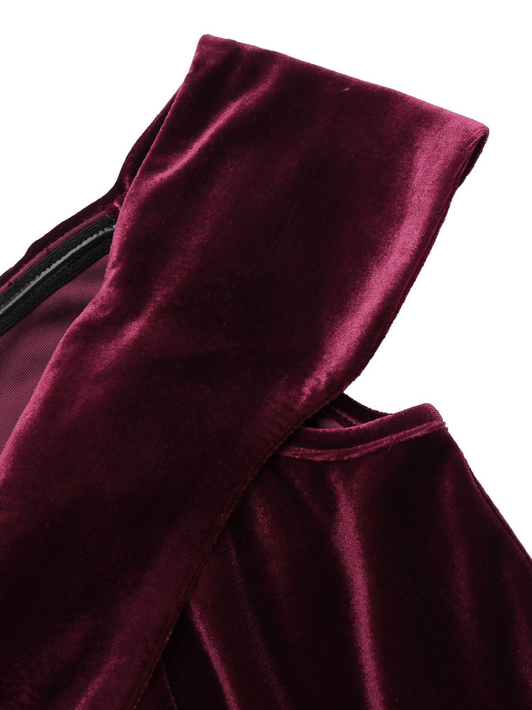This Wine Red 1960s Velvet Bodycon Dress wraps her in 1960s elegance, one twirl at a time