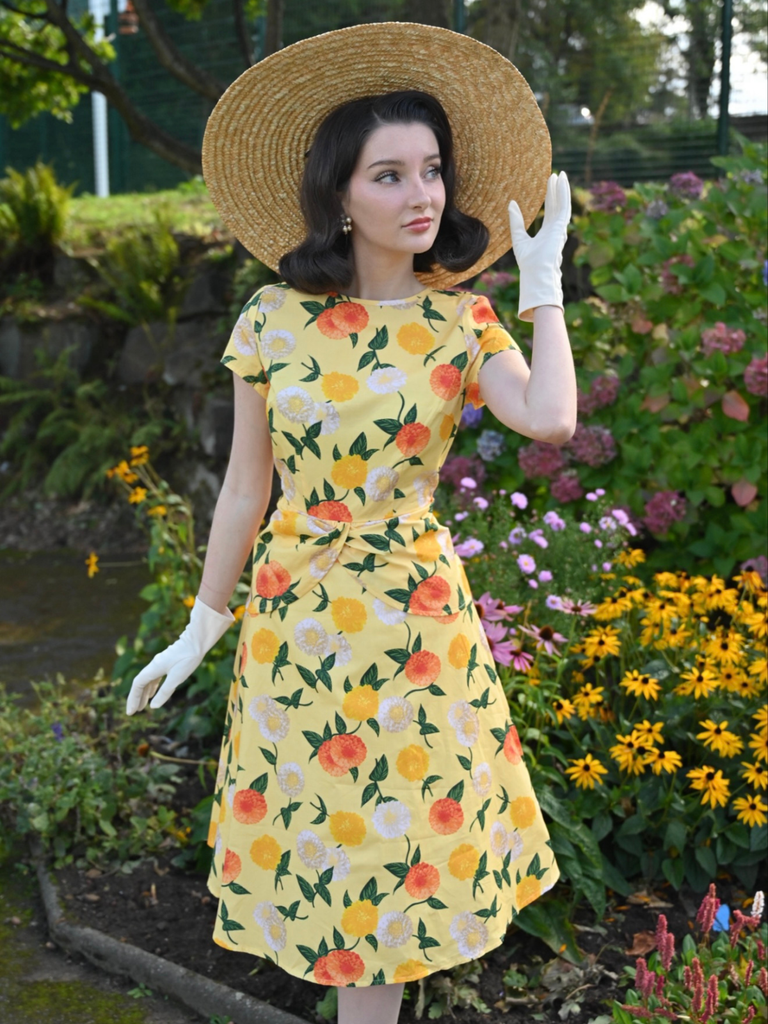 Yellow 1950s Hydrangea Floral Ruched Dress - vintage dress, retro fashion, rockabilly