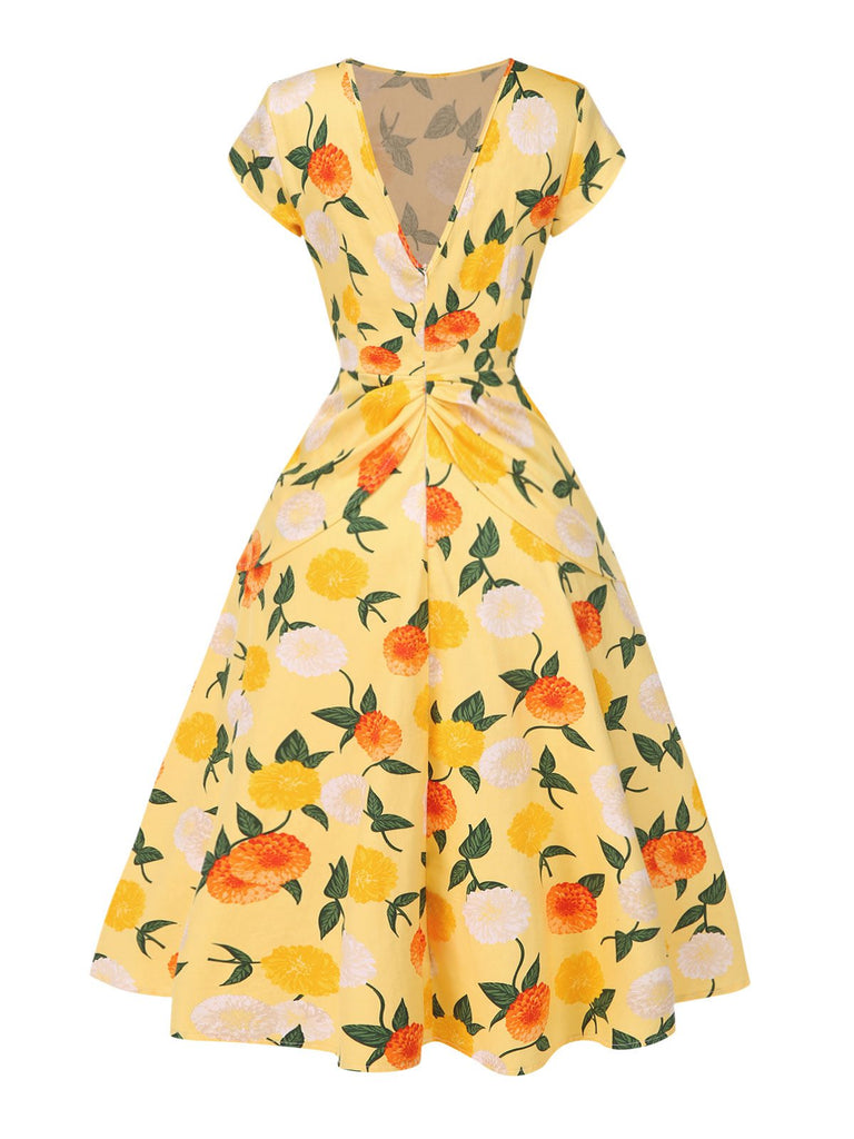 Yellow 1950s Hydrangea Floral Ruched Dress — a 1950s silhouette that turns sidewalks into runways