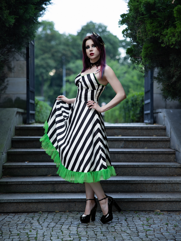 Black&White 1950s Striped Fluorescent Green Lace Dress