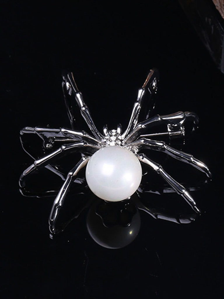Retro Halloween Spider Pearl Brooch