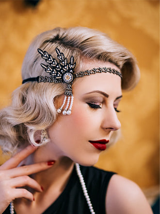 She finds her 1920s story in this 1920s Pearl Rhinestone Headband