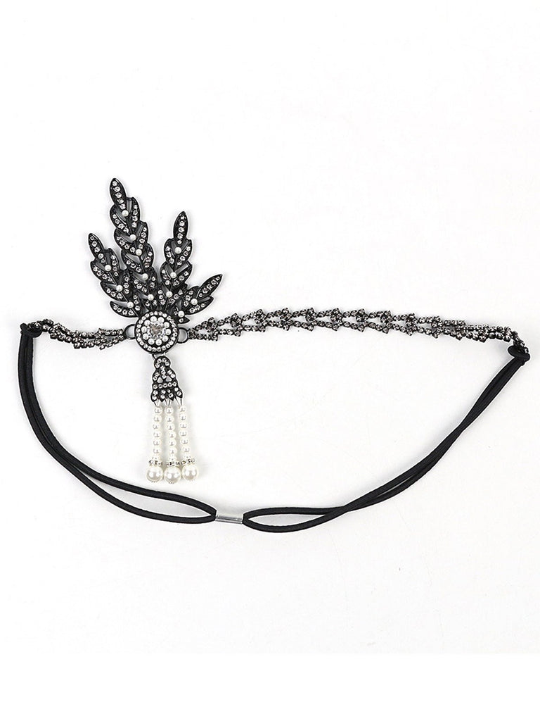 She finds her 1920s story in this 1920s Pearl Rhinestone Headband