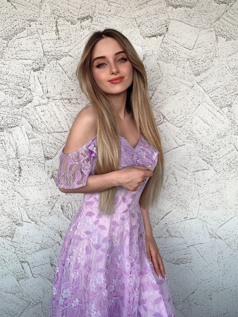 1950s Lace Cold Shoulder Ruffle Dress: timeless style reimagined