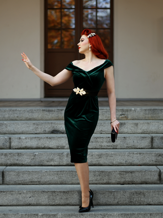 1960s Off Shoulder Velvet Bodycon Dress: timeless style reimagined