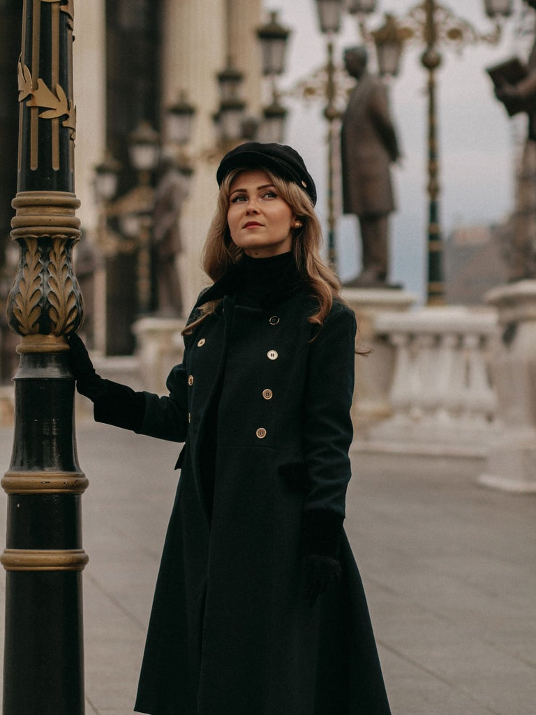 Dark Green 1940s Solid Button Coat: timeless style reimagined