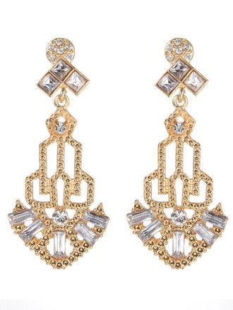She adds this Gold 1920s Hollow Out Dangle Earrings and suddenly it's 1920s perfection