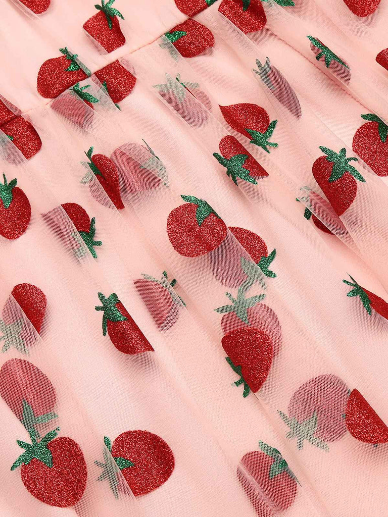 Close-up: 1950s Pink 1950s Lace Strawberry Swing D