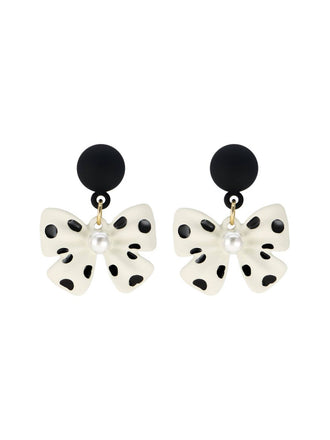 Retro Polka Dot Bowknot Earrings: timeless style reimagined