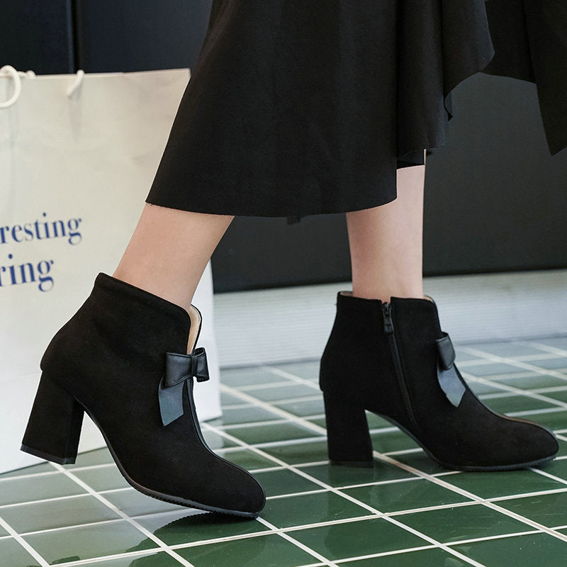 Retro Short Plush Solid Warm Boots — vintage elegance for the modern woman