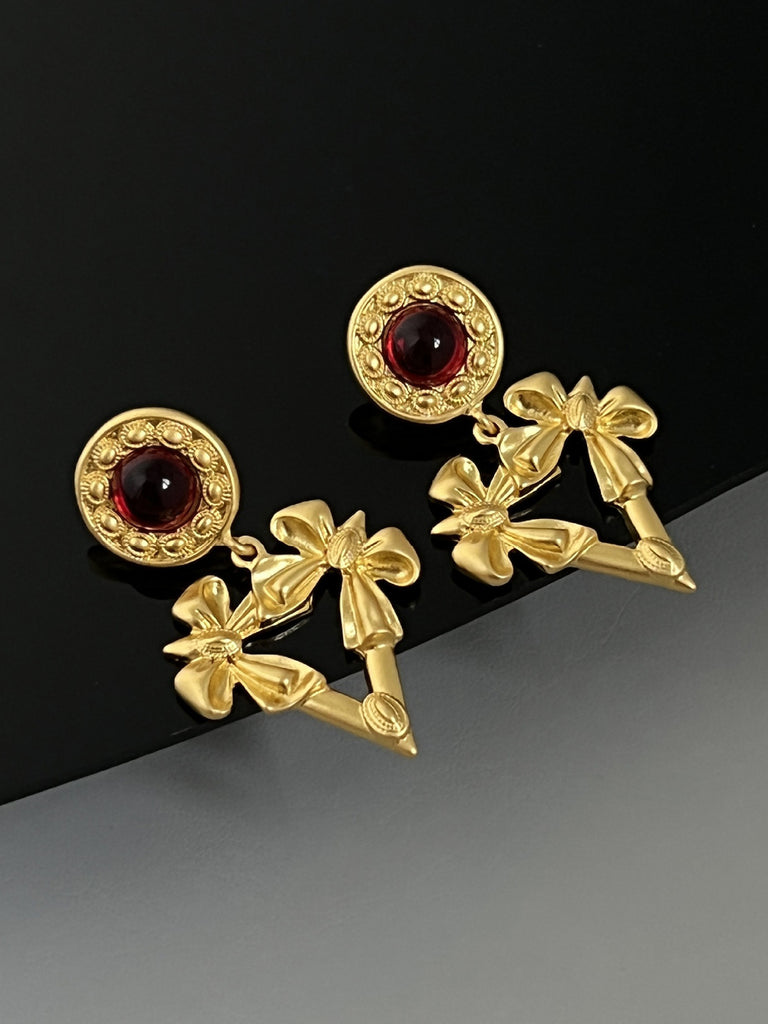 2PCS Gold Trim Alloy Earrings & Necklace