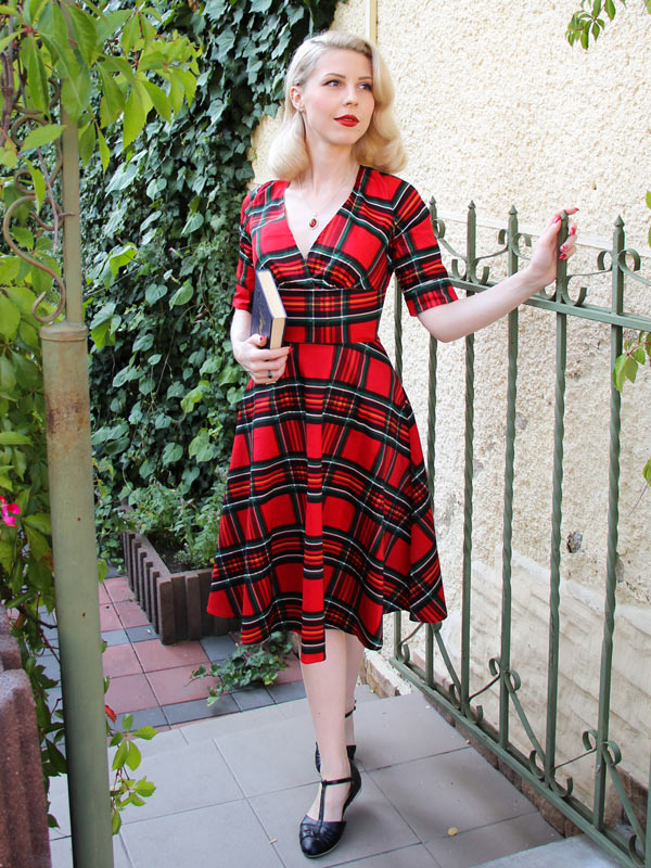 Red Tartan Plaid Swing Dress / Size L