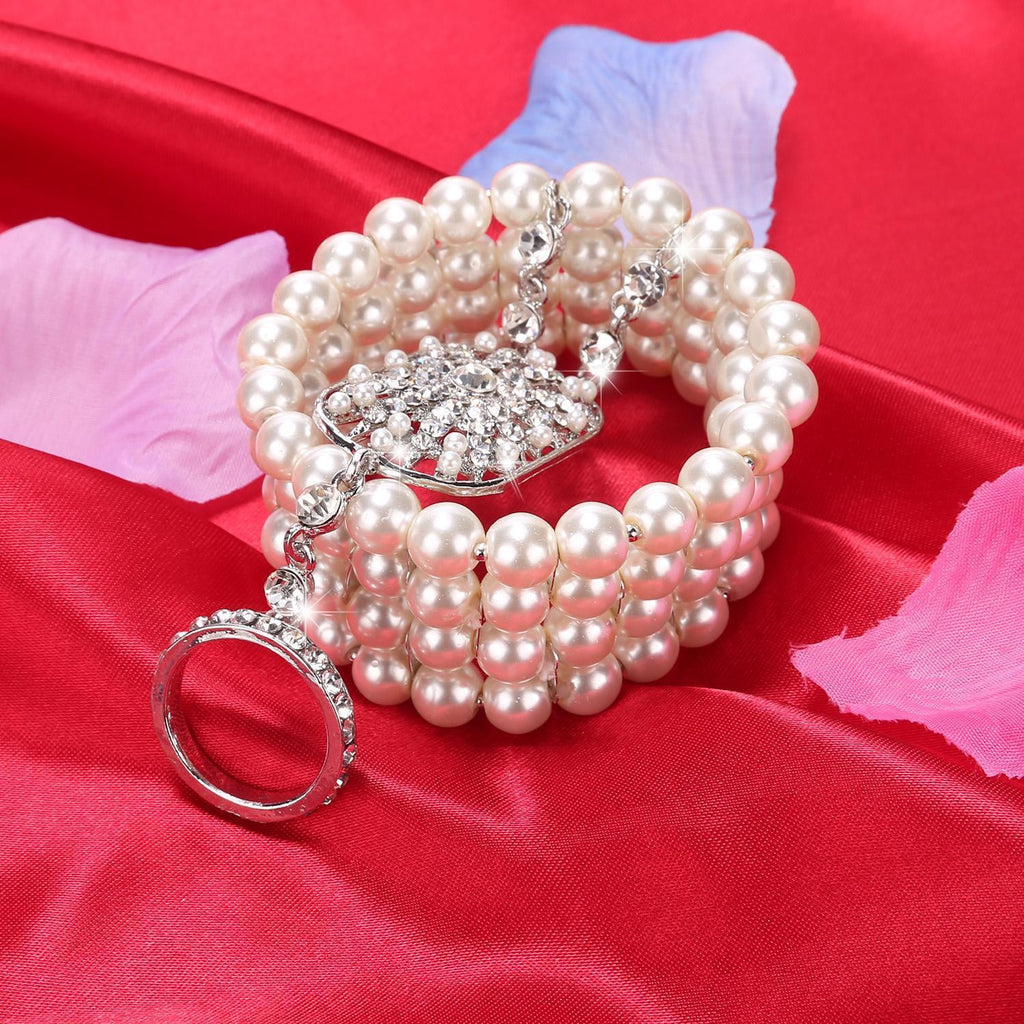 Silver 1920s Pearl Flapper Bracelet — because 1920s glamour starts underneath