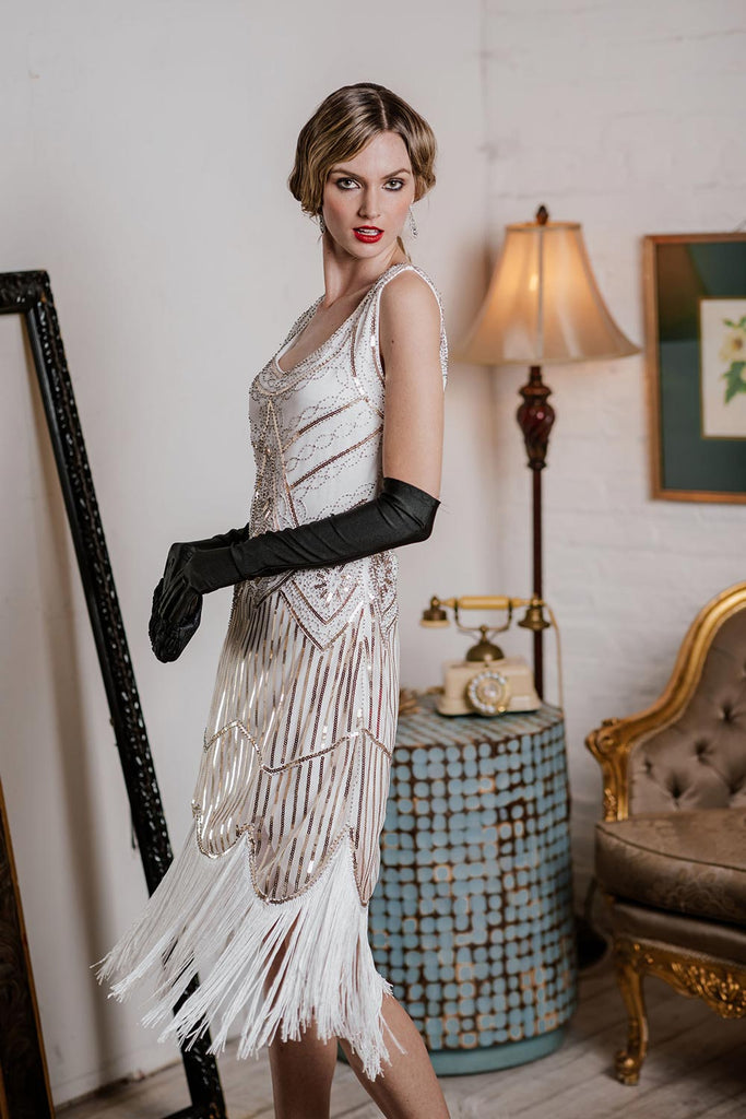 Womens 1920s Flapper Sequin Beads Roaring 20s Gatsby Costume Fringed Dress - White M Womens 1920s Flapper Sequin Beads Roaring 20s Gatsby Costume Fringed Dress - White M